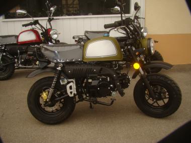 SKYTEAM SKYBONGO 125-8 E5+ CLUB-S Matt-Army-Green-Auslaufmodell- 