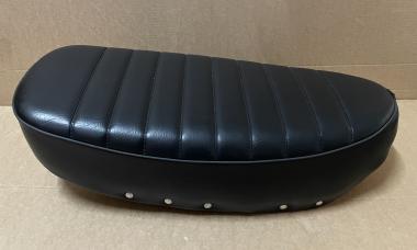 B-Ware F105 Sitzbank Schwarz Skymax 50 & 125  mit 5,5 Liter Tank! 