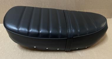 B-Ware F108 Sitzbank Schwarz Skymax 50 & 125  mit 5,5 Liter Tank! 