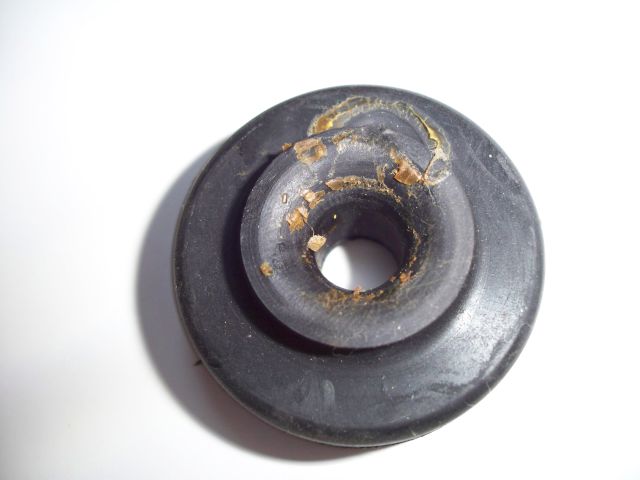 Artikelbild 1 des Artikels “Gummi Arretierung Sitzbank Skymax “