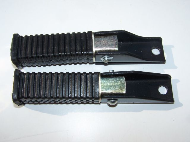 Artikelbild 1 des Artikels “Fußraster hinten 2 STK SKYMAX “