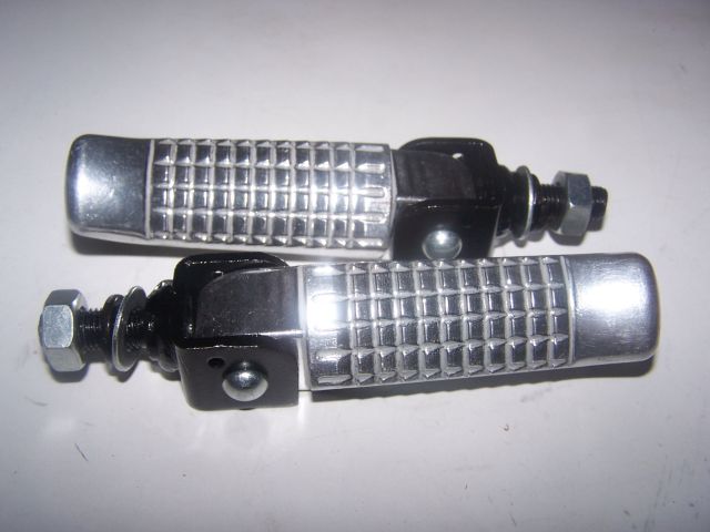 Artikelbild 1 des Artikels “Fußraster hinten 2 STK SKYMAX PRO/PBR “